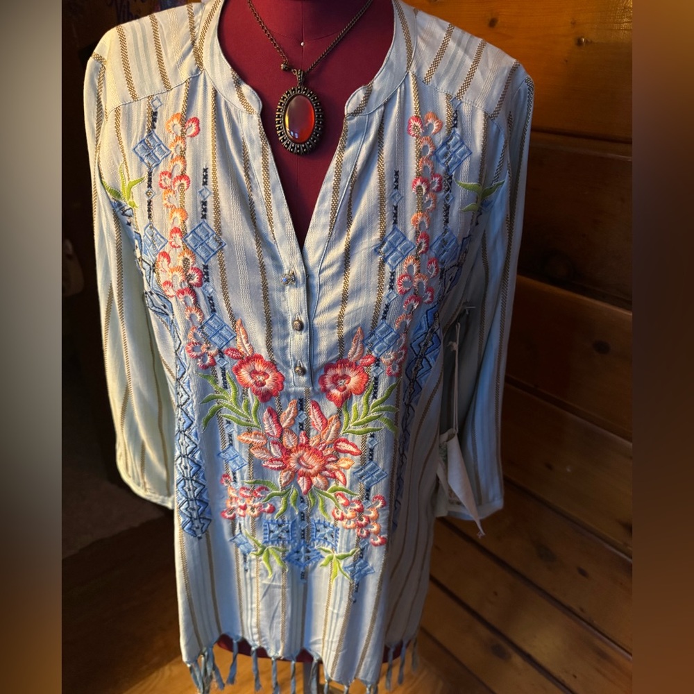 ARATTA SILENT JOURNEY NWT Embroidered Floral Striped Women's Top